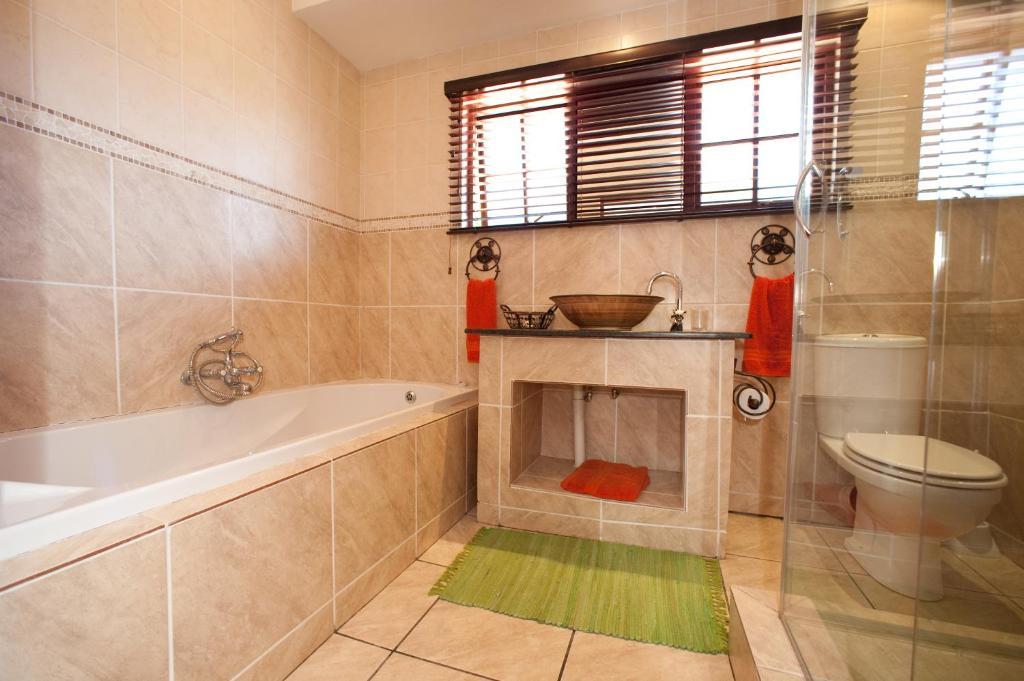 Rise&Shine Lodge Bloemfontein Zimmer foto